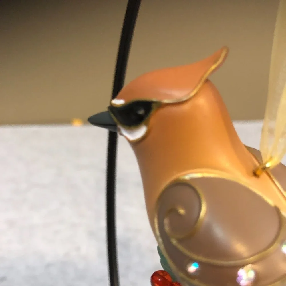 Hallmark Keepsake~2013 Cedar Waxwing~The Beauty of Birds Ornament~ 9th in Series